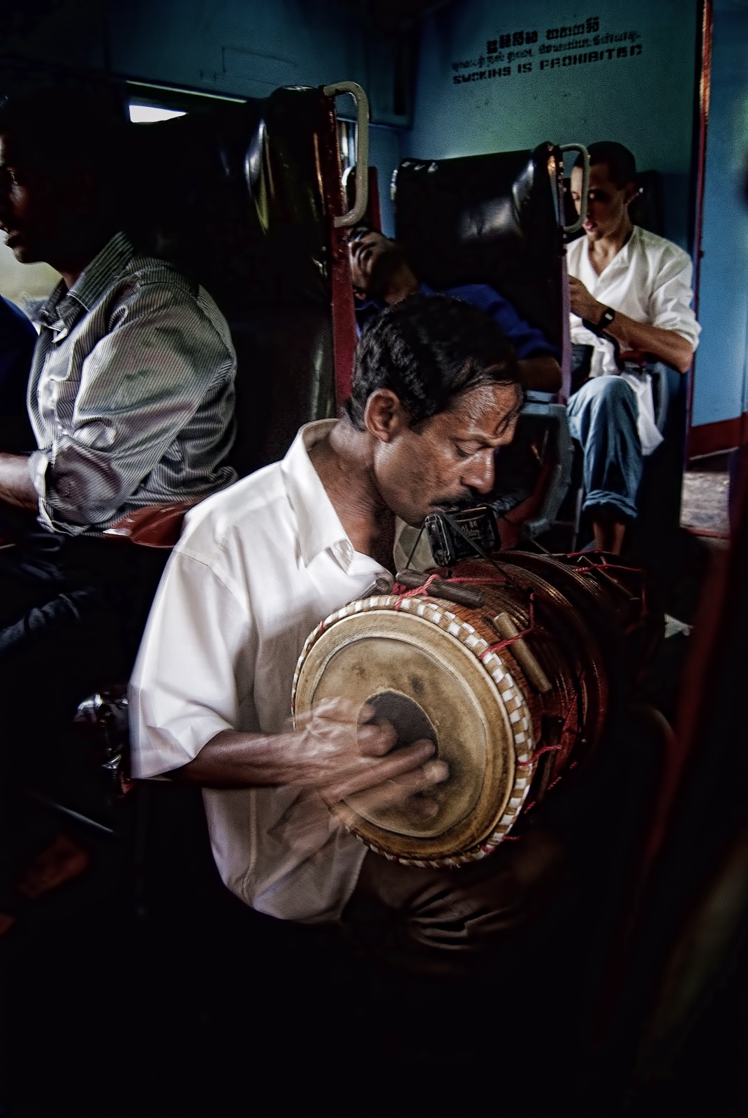 Train in the Sri Lankan hill country